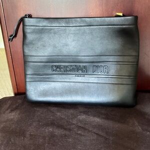 Dior Black clutch Sleek Design